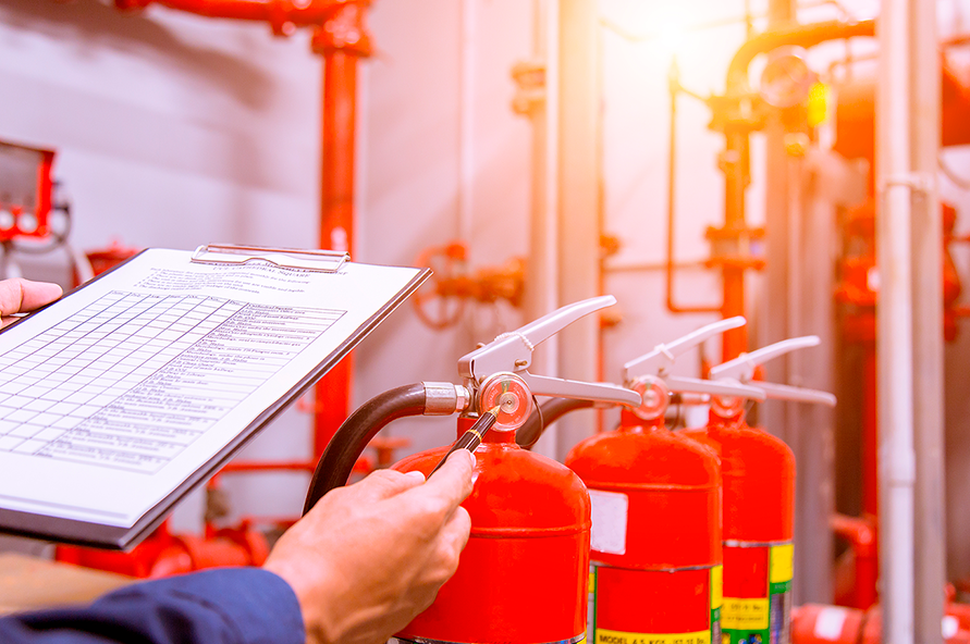 Imagem ilustrativa de corredor técnico de incêndio